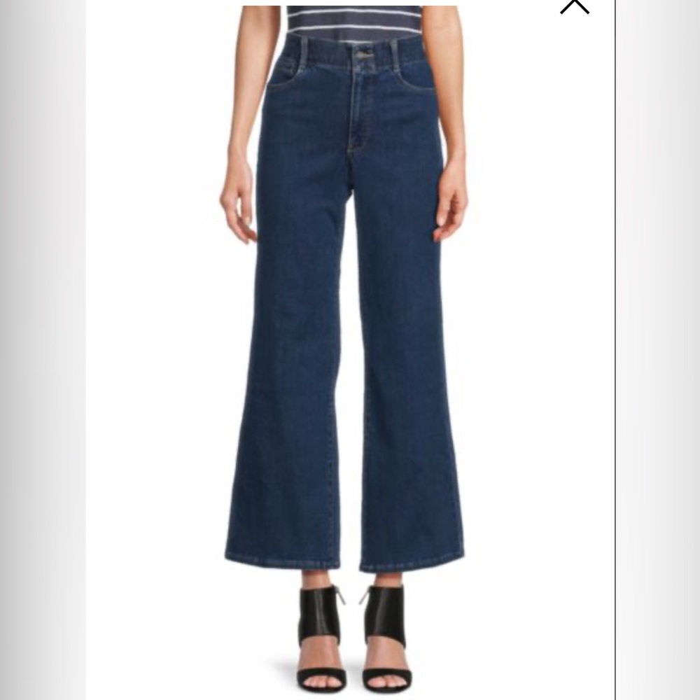 NYDJ
Cropped Bootcut Jeans- washed - Never worn